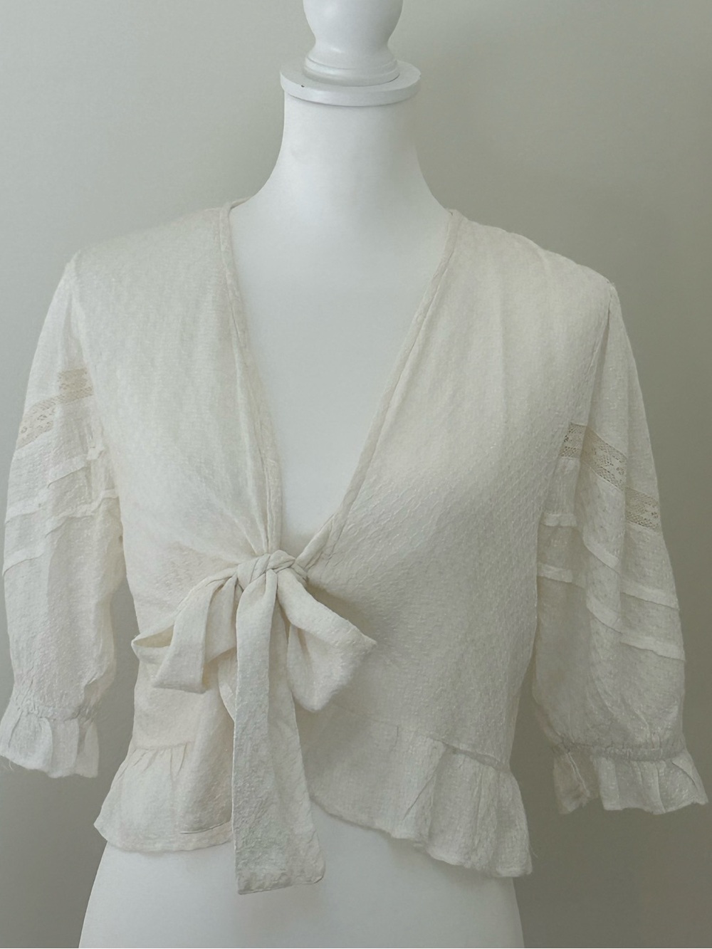 Tie-Front Ruffle Blouse Cardigan Top L